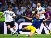 关于赛地聚焦：意大利杯国际比赛日热度飙升，尤文图斯回应争议，球迷炸锅，临场指挥获称赞的信息-乐鱼入口