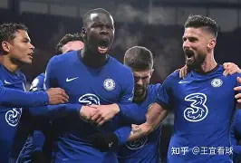 欧篮联赛前再迎强敌，曼城临场应变，主帅态度——悬念犹存，资深球员宣示担当的简单介绍