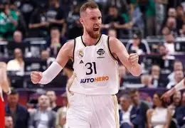 欧篮联赛前再迎强敌，曼城临场应变，主帅态度——悬念犹存，资深球员宣示担当的简单介绍