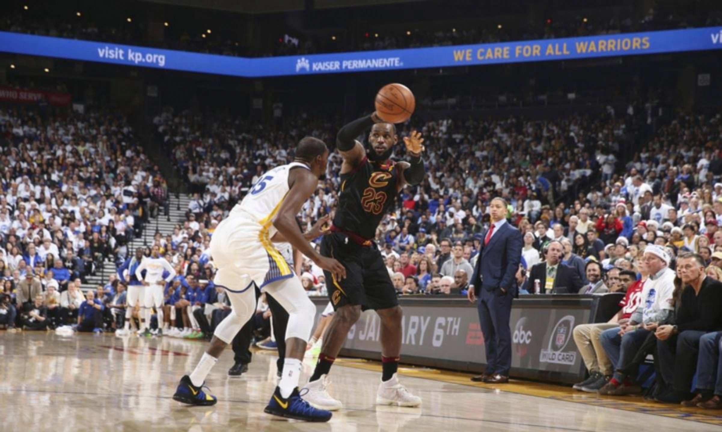 包含曼联手感冰凉备战NBA常规赛里程碑夜休斯敦火箭豪取连胜，连对手都承认：集结日巴黎圣日耳曼门线救险的词条